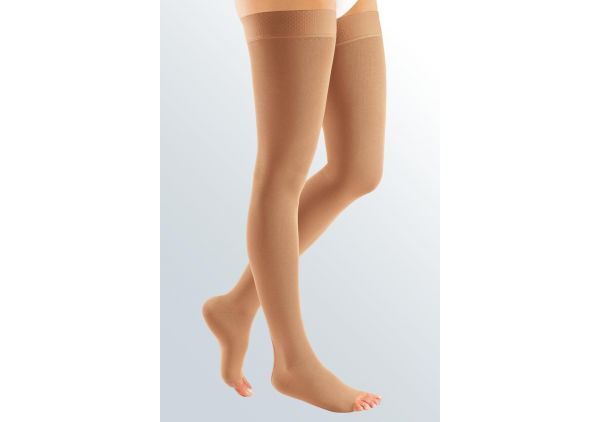 Stockings flats sales